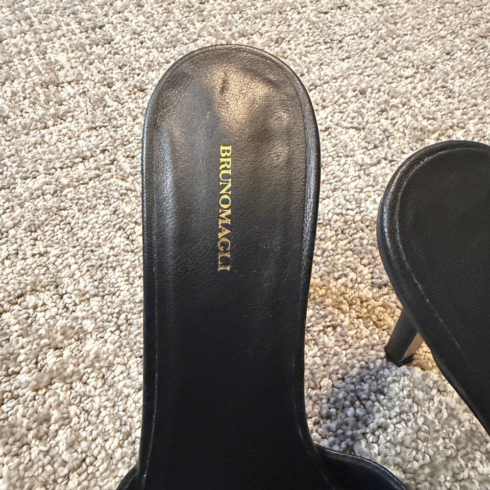 Bruno Magli Black Leather Bow Mule Heels - Picture 3 of 5